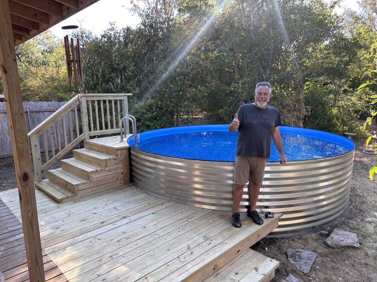 Discover How StainlessSwim Pools Keep Cool in the Texas Heat!