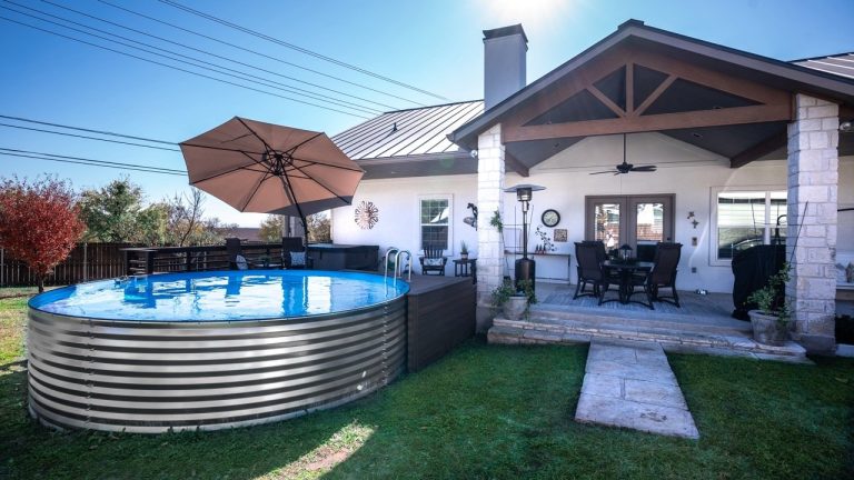 Why Choose a Bottomless Stock Tank Swimming Pool?